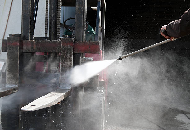Best Roof Washing  in Claremore, OK